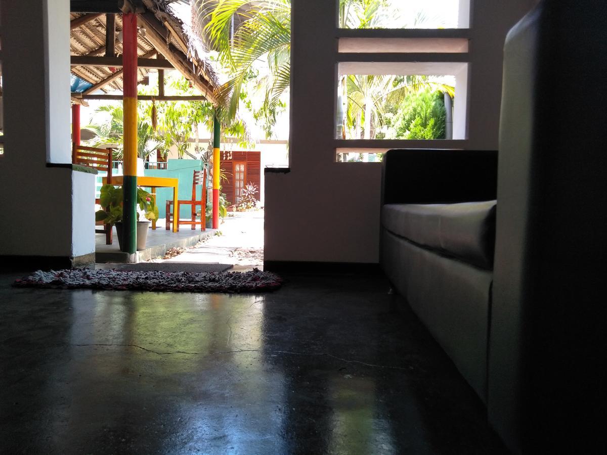 Hotel Viraj'S Garden à Tangalle Extérieur photo